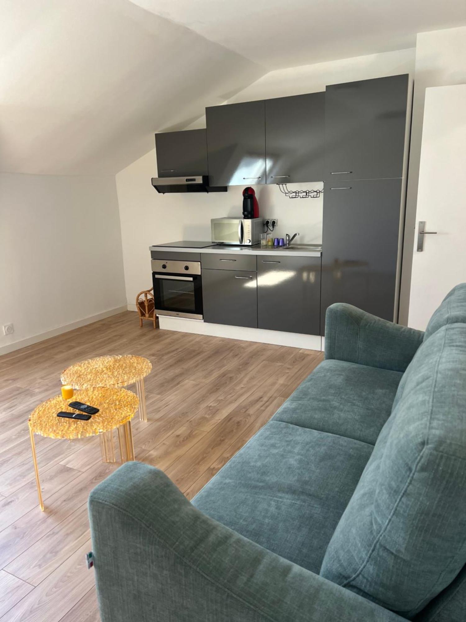 30m2 Hyper Centre Apartment